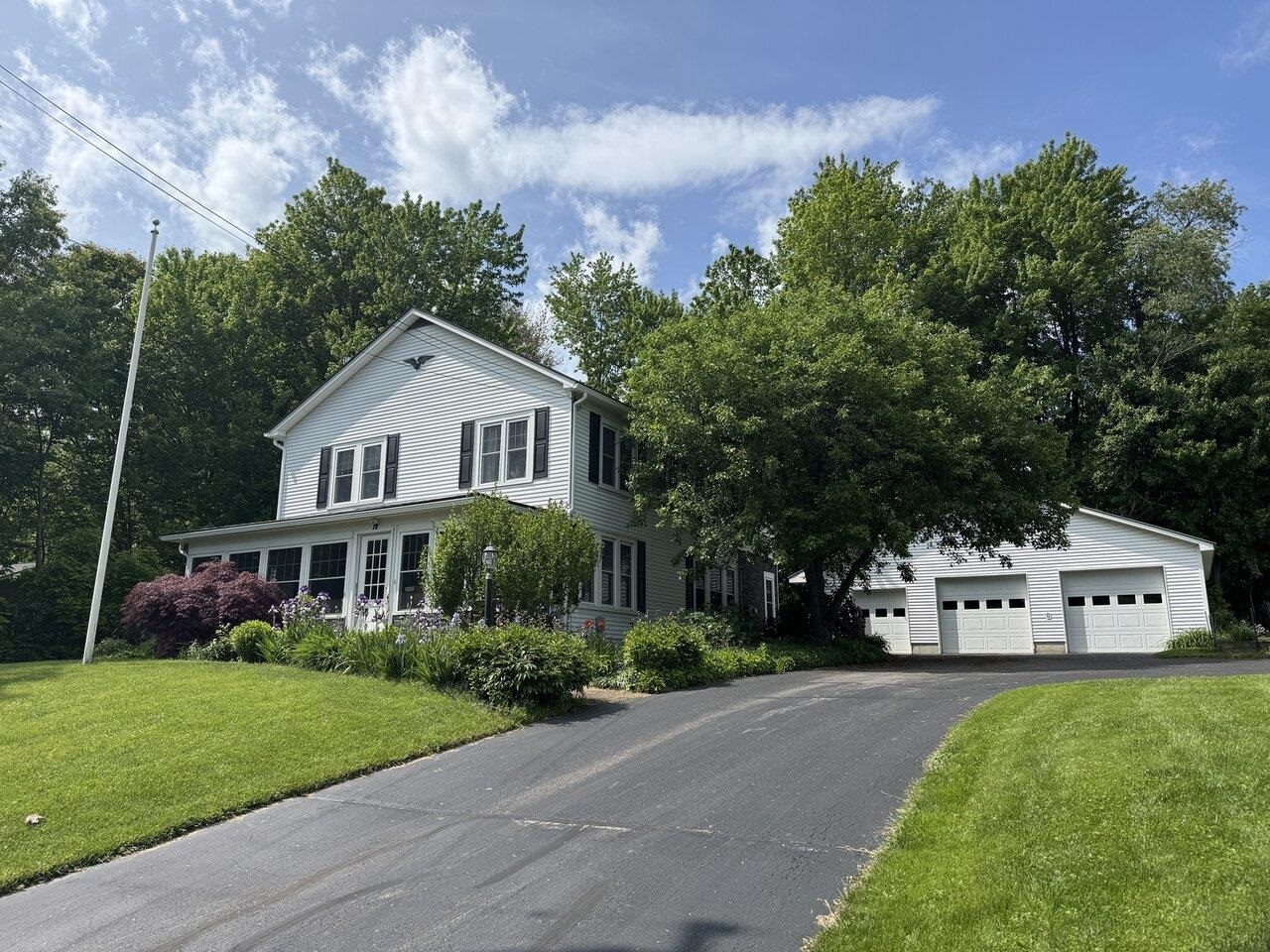 near 10 Crescent Road Burlington, VT 05401 Property 2