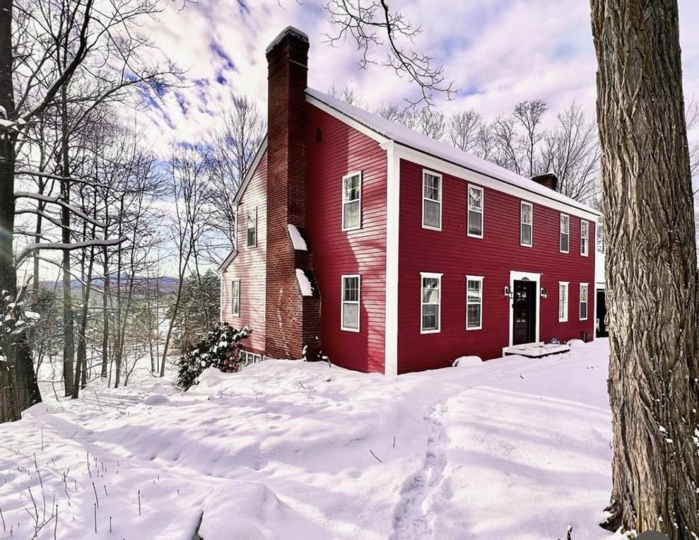 near 6 Moonbrook Drive Rutland City, VT 05701 Property 3