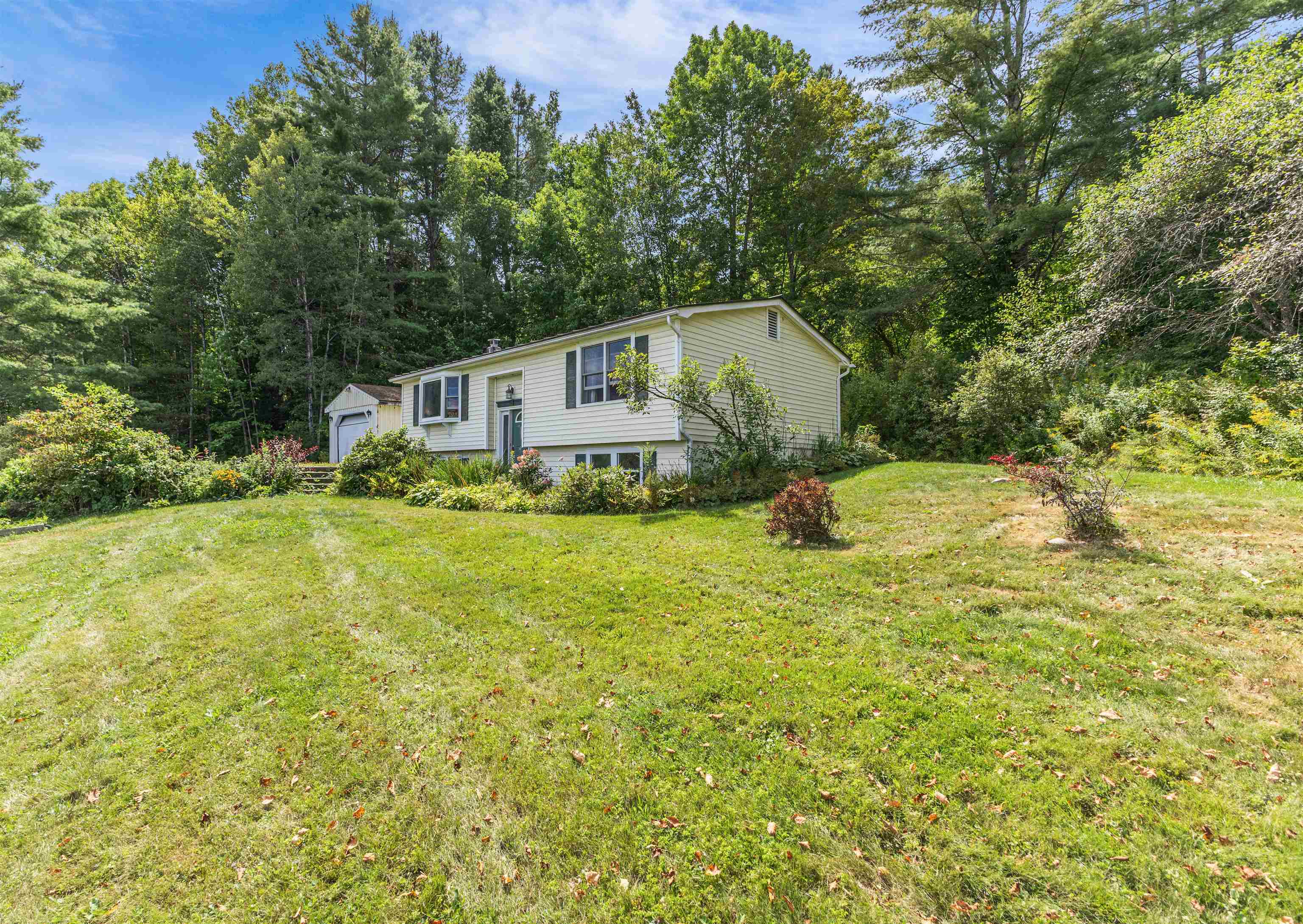 near 101 Bridges Circle Warren, VT 05674 Property 1
