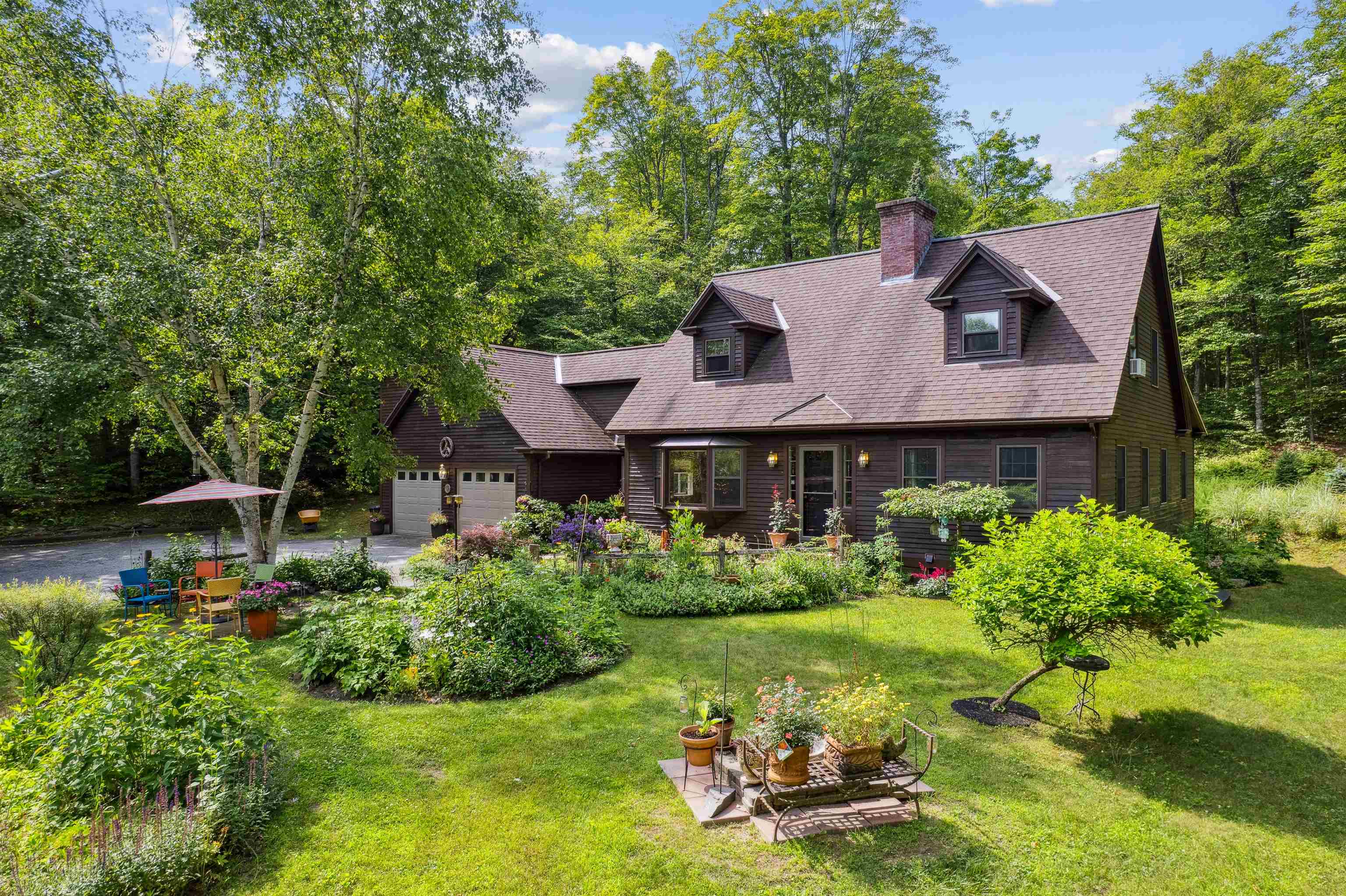 near 25 Linden Hill Street Woodstock, VT 05091 Property 3