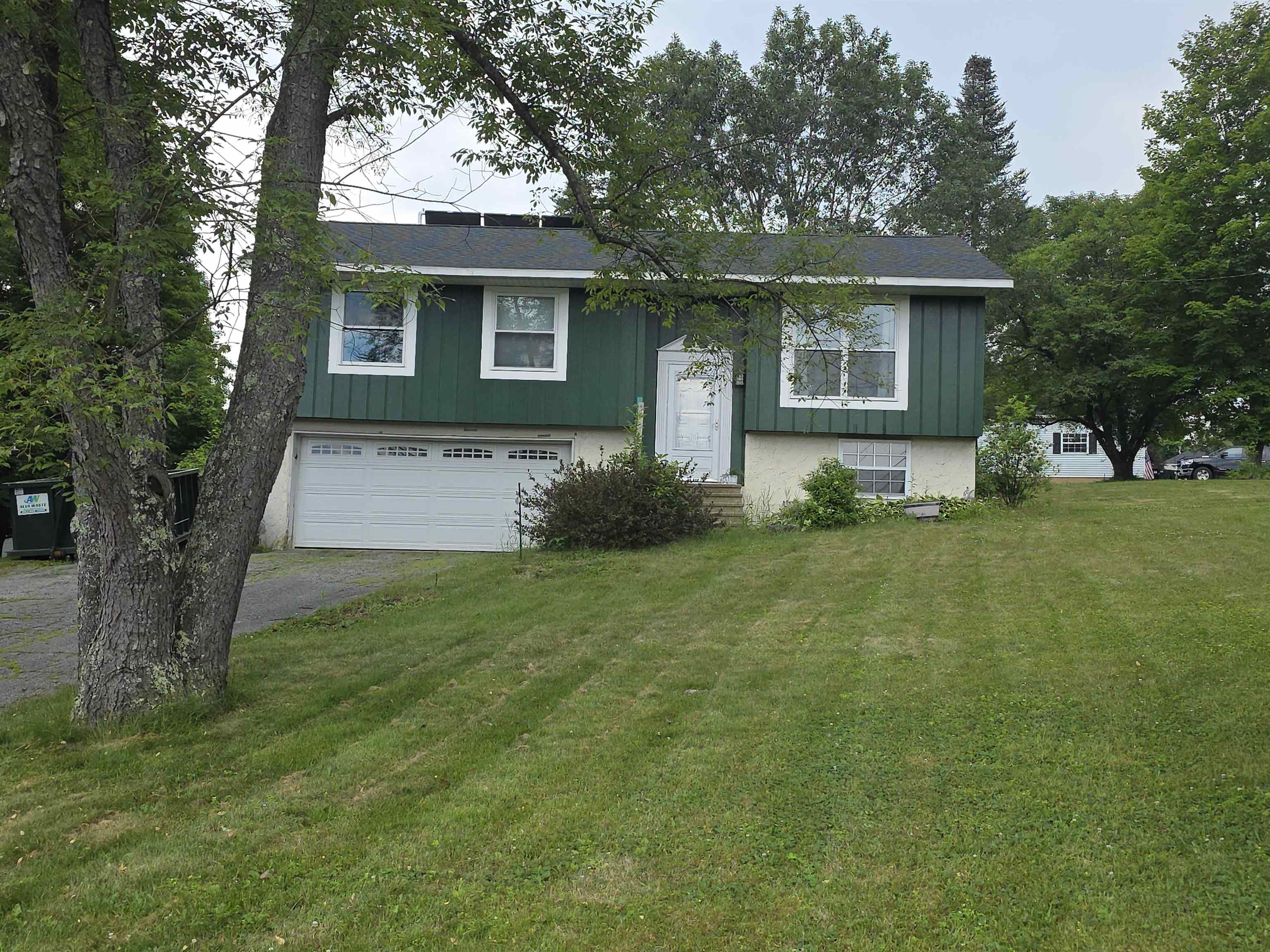 near 123 Commonwealth Avenue Springfield, VT 05156 Property 3