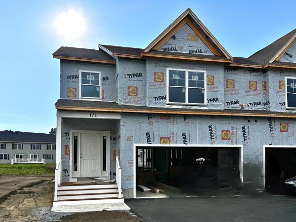 171 Greenbrook Circle