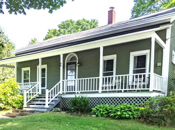 40 Schoolhouse Road