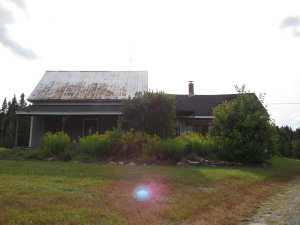 2676 Route 114 East Haven Road