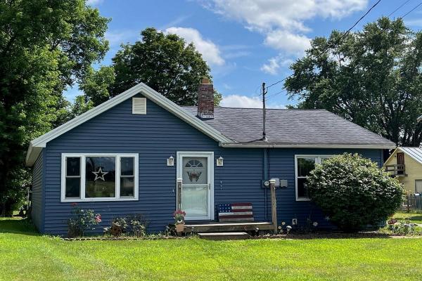 233 Moulton Avenue