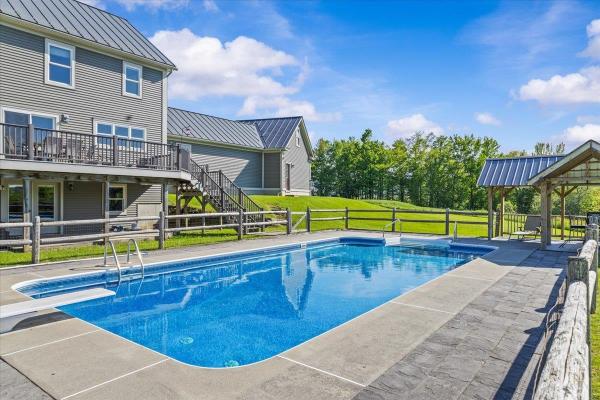 3072 Upper Pleasant Valley Road