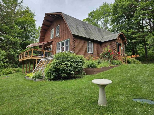 401 Crane Mt. Road