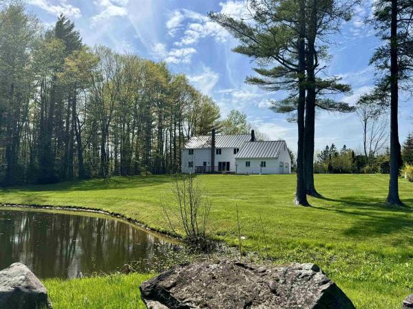 122 Howland Farm Road
