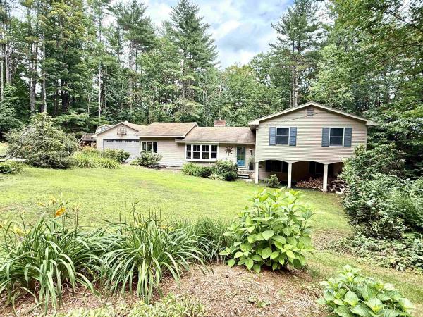 204 Meetinghouse Lane