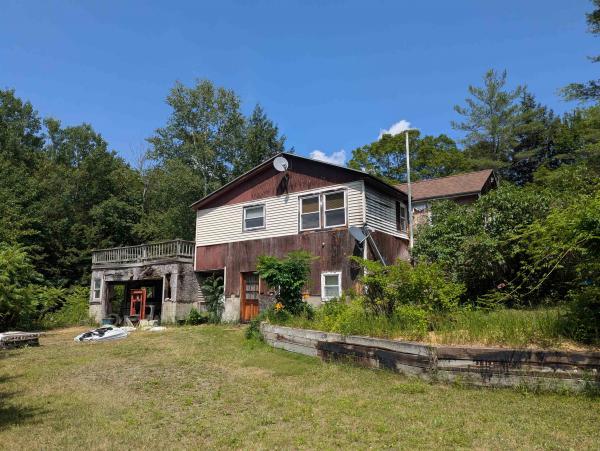 1438 Gravelin Road