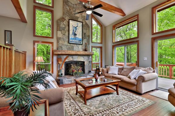 5 Whispering Pines Road