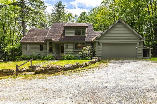 5 Linscott Road