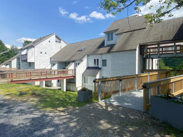 42 Lower Phase Road