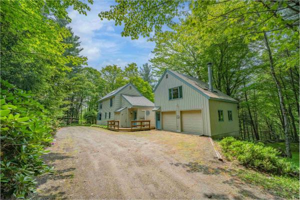 4 Summit Meadows Lane